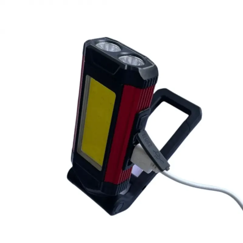 מטען נייד בחיבור USB משולב פנס בוהק