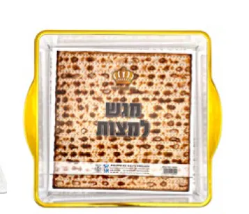 מגש מצות שקוף בעיטור זהב 24.5*21.5*3.5 ס”מ