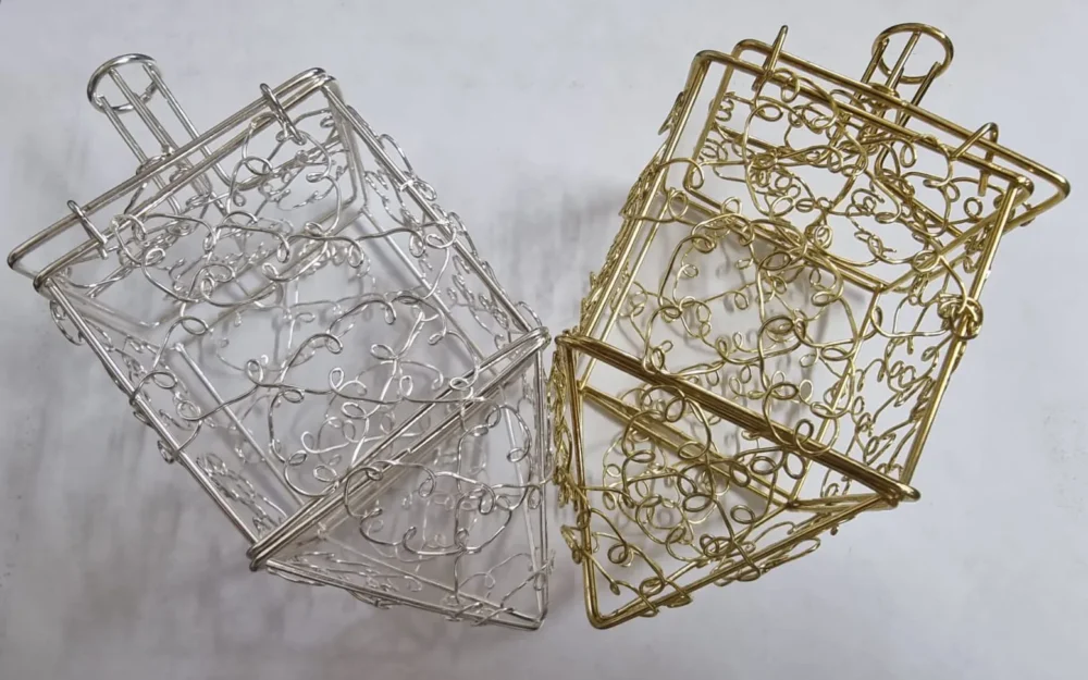 סביבון מתכת רשת נפתח