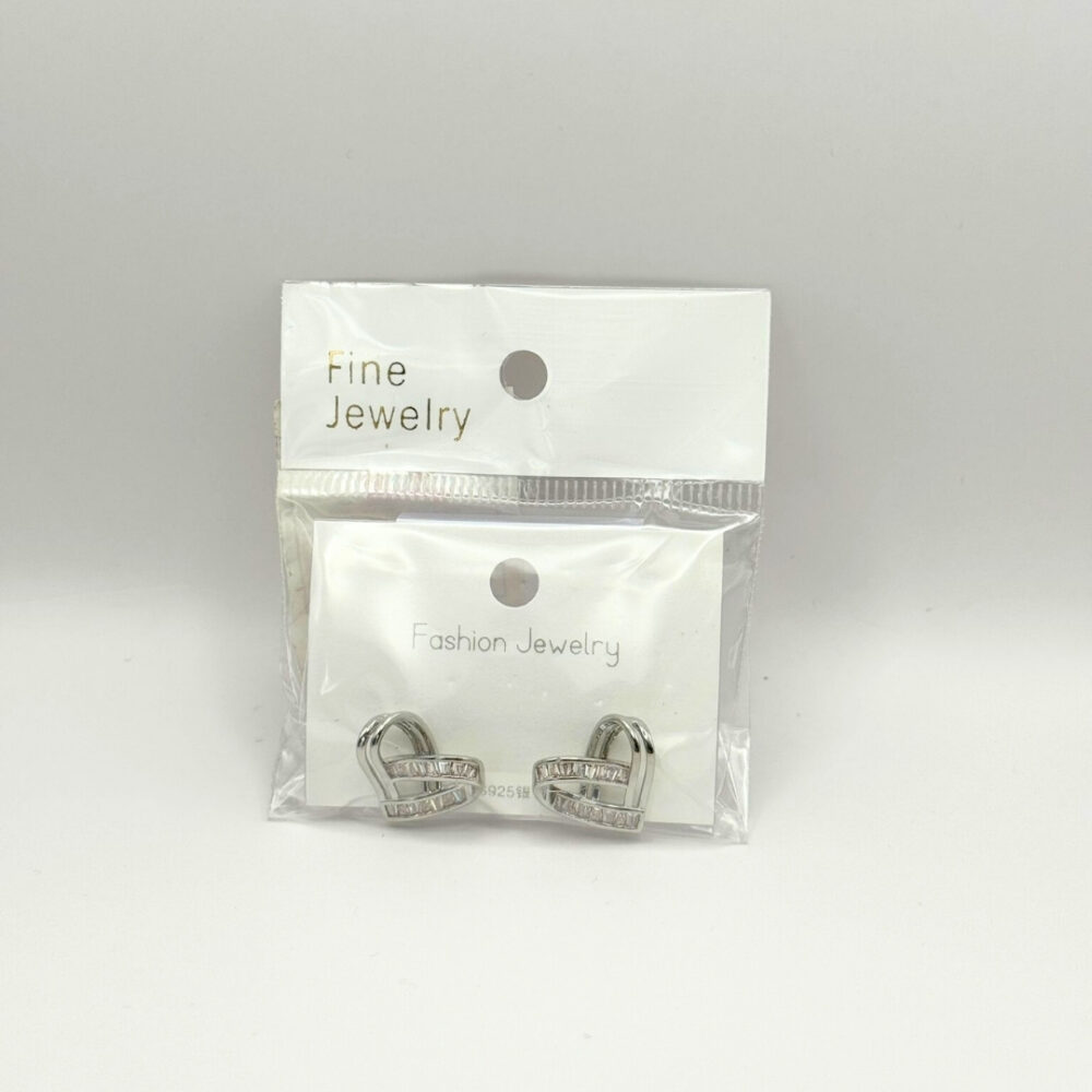 עגילי לב ציפוי כסף עם שיבוץ אבנים