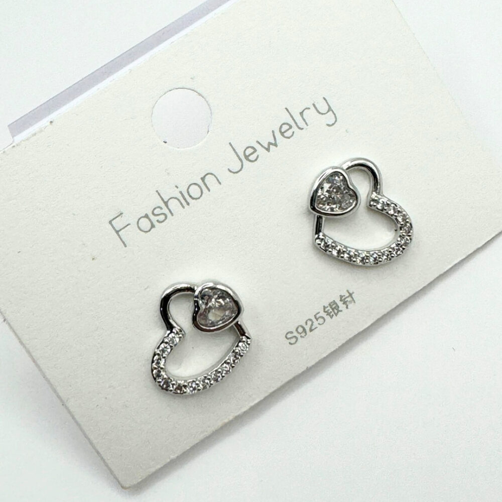 Alternative view of עגילים לב בתוך לב ציפוי כסף עם שיבוץ אבנים