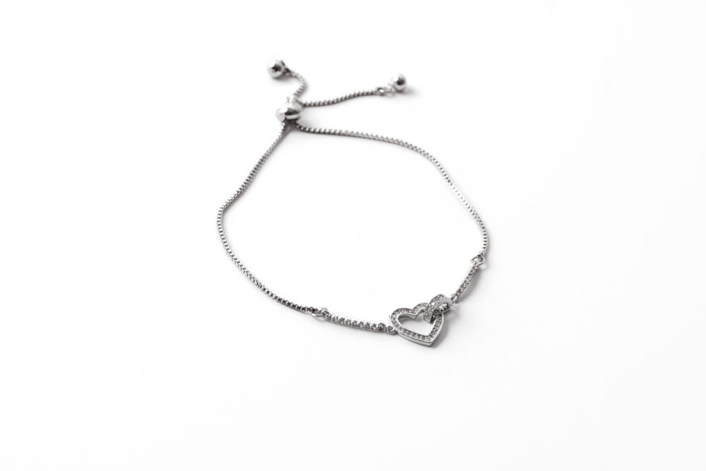 צמיד ציפוי כסף תליון לב עם טבעת אבנים