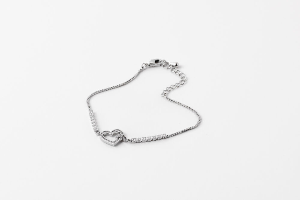 צמיד ציפוי כסף תליון לב עם טבעת אבנים