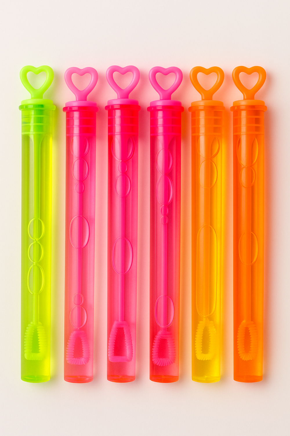 Alternative view of בועות סבון צבעוני עם ידית לב מארז של 40 יחידות – מושלם למסיבות ולמתנות