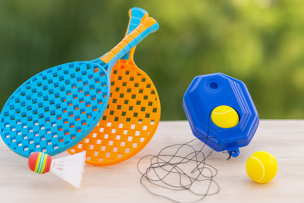 ערכת טניס משפחתית 1 על 3 – אקשן בכל חבטה!