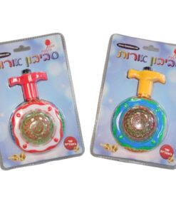 סביבון מדליק לחנוכה שר בעברית