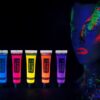 צבעי גוף זוהרים UV לפורים – איפור ניאון זוהר למסיבות ותחפושות